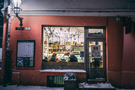 Restaurang i Tallinn, foto Jake Farra